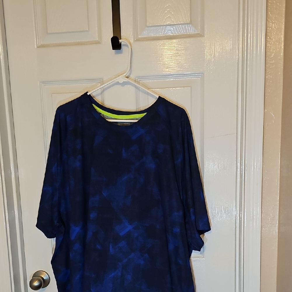 The Foundry Supply Co. Navy Patterned Short Sleeve Tee